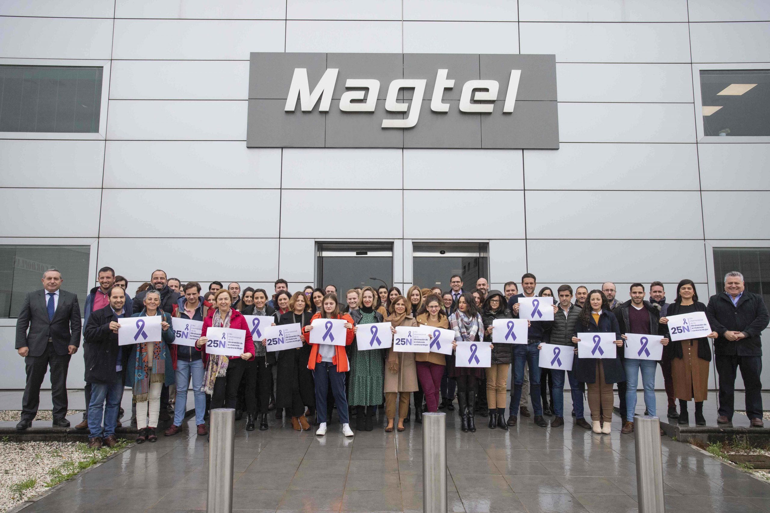 Magtel se une a la conmemoración por el 'Día Internacional de la Eliminación de la Violencia contra la Mujer' - Magtel