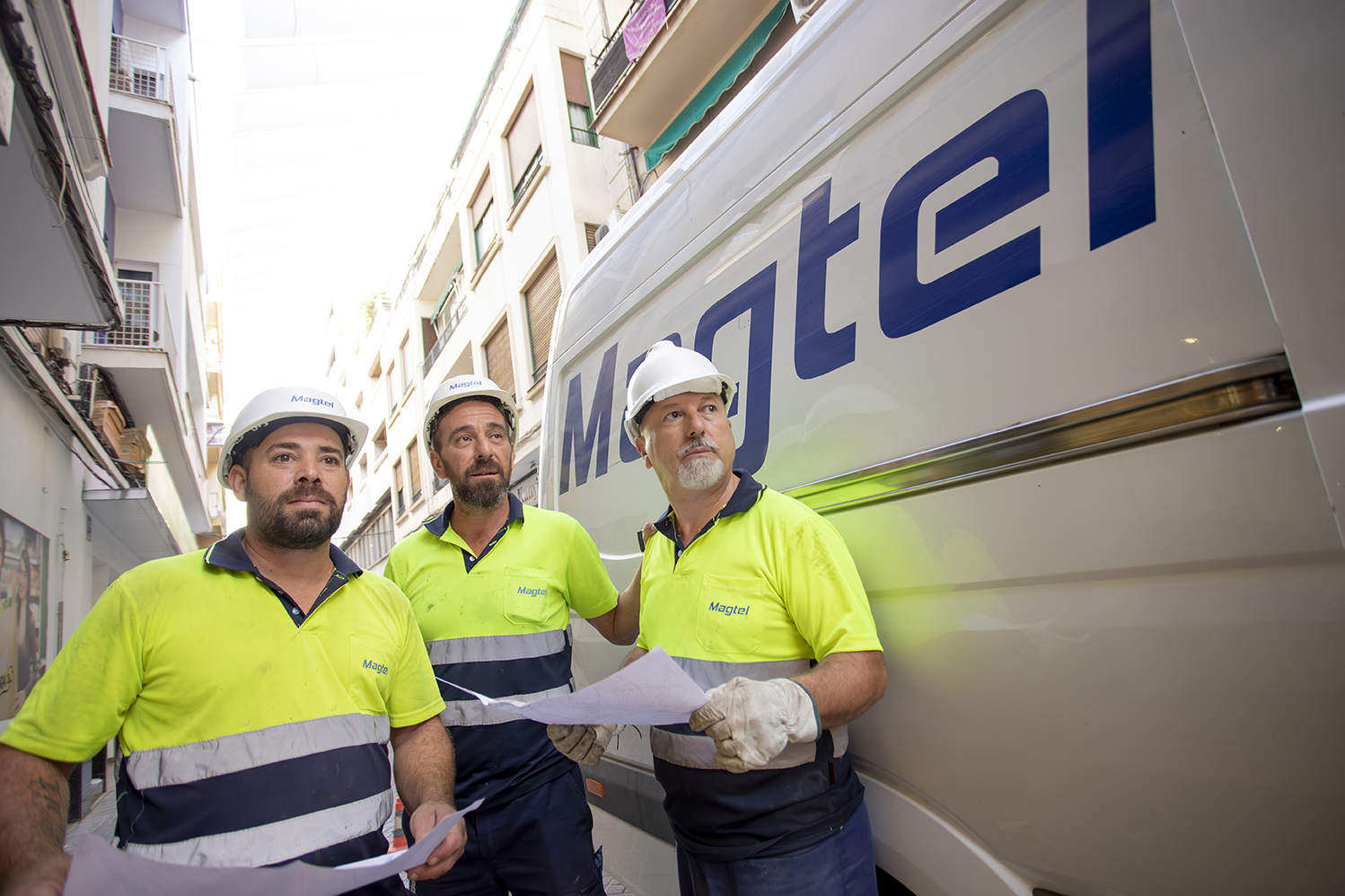 Instalación y mantenimiento del parque de contadores de Emasesa